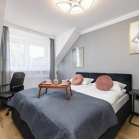 The Historic Kazimierz District - Apartments With Parking By Noclegi Renters Krakow Exterior photo